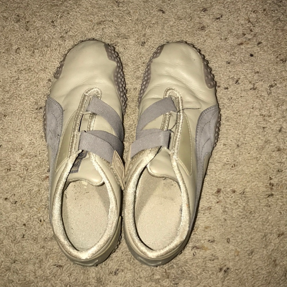 Puma Women’s Leather Sneakers VMC1203 Sz 9